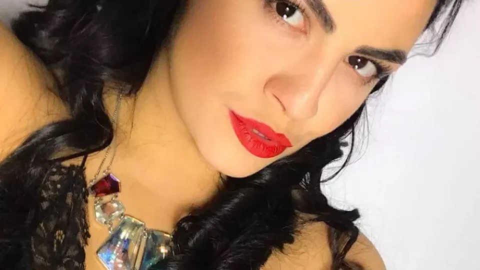 Деси Цонева се изповяда: Колкото повече ме биеше, толкова повече го исках!