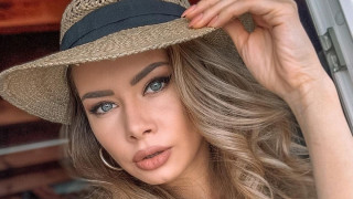 Юристката, миска и звезда от романтичните риалитита на Би Ти Ви Кристина Пламенова: Аз запознах Виктор с майка ми, а той ме запозна с неговите родители