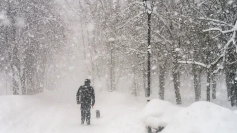 НИМХ предупреди: Следват две много студени утрини с усещане до минус 47 °C