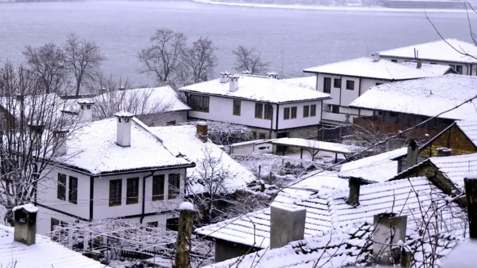 Невиждано! Тутракан счупи всички ледени рекорди с -89 градуса Снимки