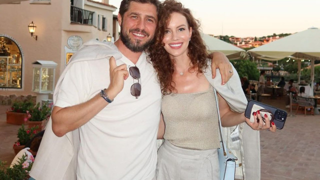 Гери Малкоданска ОТВРАТИ: Снима си "повръщаното" в колата! (мрежата в шок - СНИМКИ)