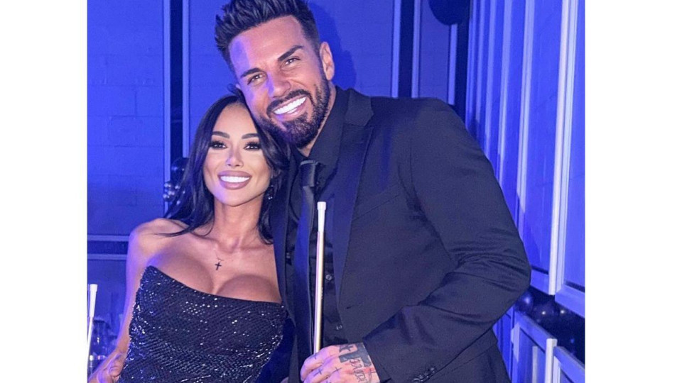 Мрежата избухна срещу Мария-Луиза на Джизъса: Няма такава патка! (Или е супер хитър пиар)