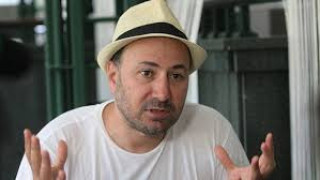 Актьорът и певец легенда Стефан Вълдобрев: Нямам време за диети и фитнес, а и не намирам много смисъл в това