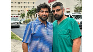 Имиграционните по петите на Азис: Грози го депортация заради брак по сметка