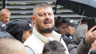 БАРЕКОВ -  ГРОЗНОТО ЛИЦЕ НА РАЗВРАТА (политически и не само)