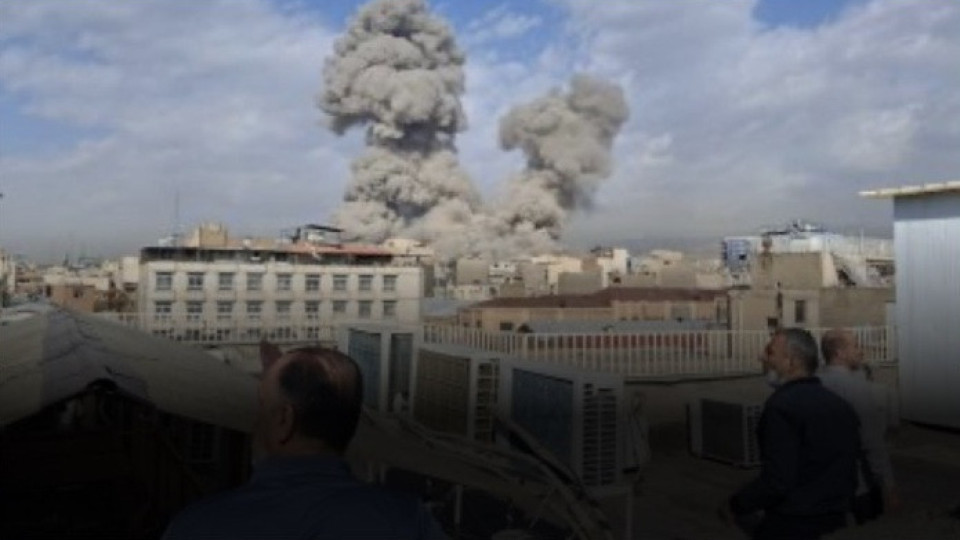 И САЩ нанасят удари по Иран, планът е за четиридневни атаки