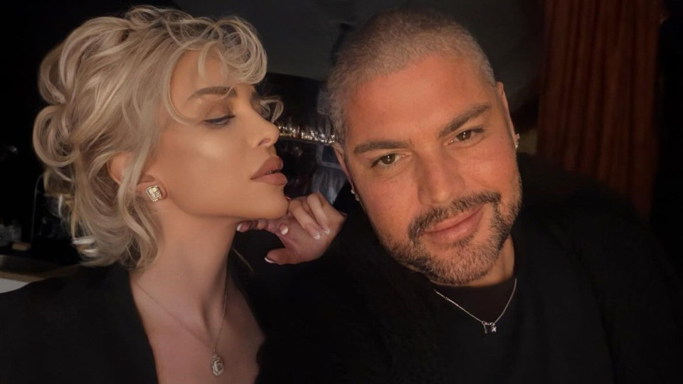 Мрежата завря: Жанета Осипова се показа ТОПЛЕС до... Тодор Живков! (СНИМКИ 18+)