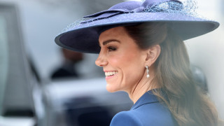 Кейт Мидълтън впечатли в елегантно синьо на Деня на Британската общност редом до принц Уилям (снимки)