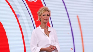 Кошмарът се завърна? Радина Червенова отново по лекари след тежките терапии (СНИМКИ)