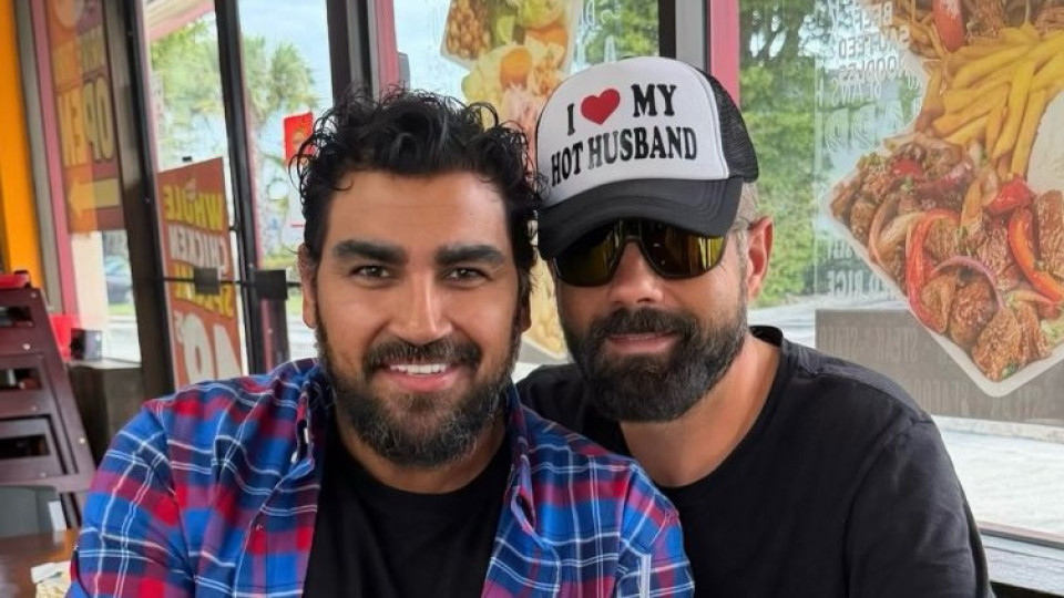 Истината за сватбата на Азис с уж американския лекар шокира феновете му