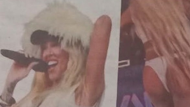 Диона заляга по пода и друса дупе: Най-провокативното й участие!