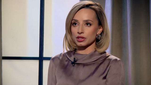 Антоанет Пепе изригна: Я да си гледате вашите деца, че за нищо не ставате и да не се занимавате от кого колко раждам! (ВИЖ ТУК)