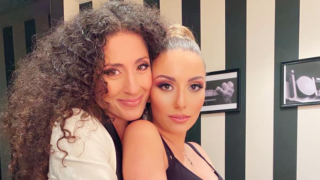 WTF?!? Михаела Маринова замяза на шефката си Саня Армутлиева: Изопна остри черти и наду скули! (СНИМКИ)