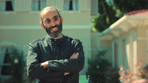 Алкохолизмът съсипа тотално Фърат Танъш