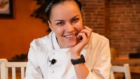 Су-шефката Светлана Илиева наказва жестоко подчинените в ресторанта си