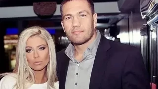 Кобрата съсипа Андреа! Певицата ще се лекува в Испания