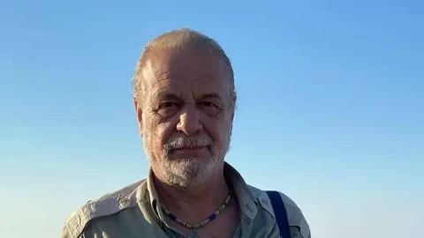 Музикантът Евгени Дайнов след зверското убийство в Пловдив: И мен ме ритаха и биха, защото съм бил „хипи“ (Ужасяващи подробности)