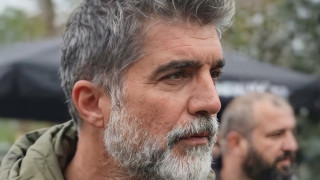 Съпругата на Йозджан Дениз не е на себе си след сполетялата ги трагедия